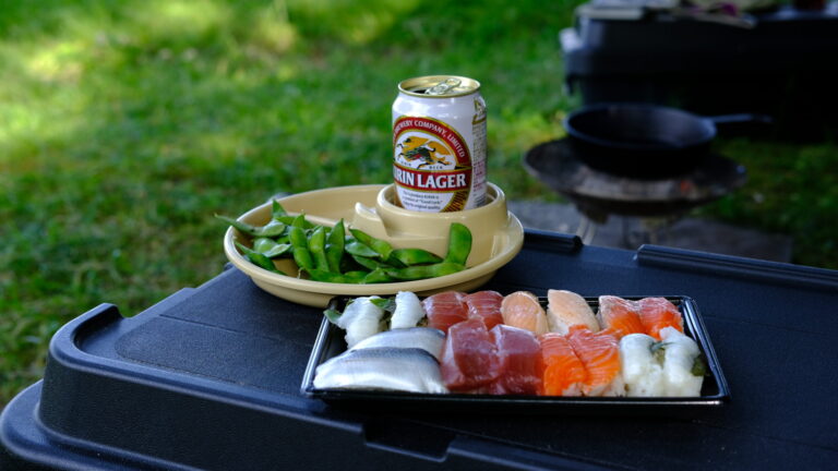 魚べいのお寿司とビールと枝豆