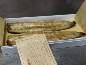 林屋川魚店（栃木県那珂川町）のうなぎをテイクアウトで鰻重に