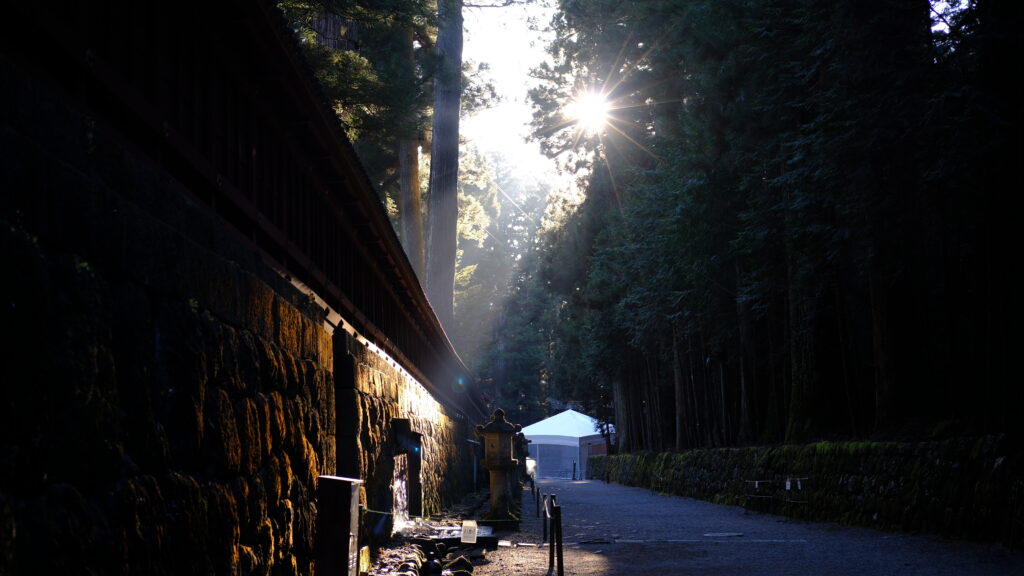 日光二荒山神社から日光東照宮へ