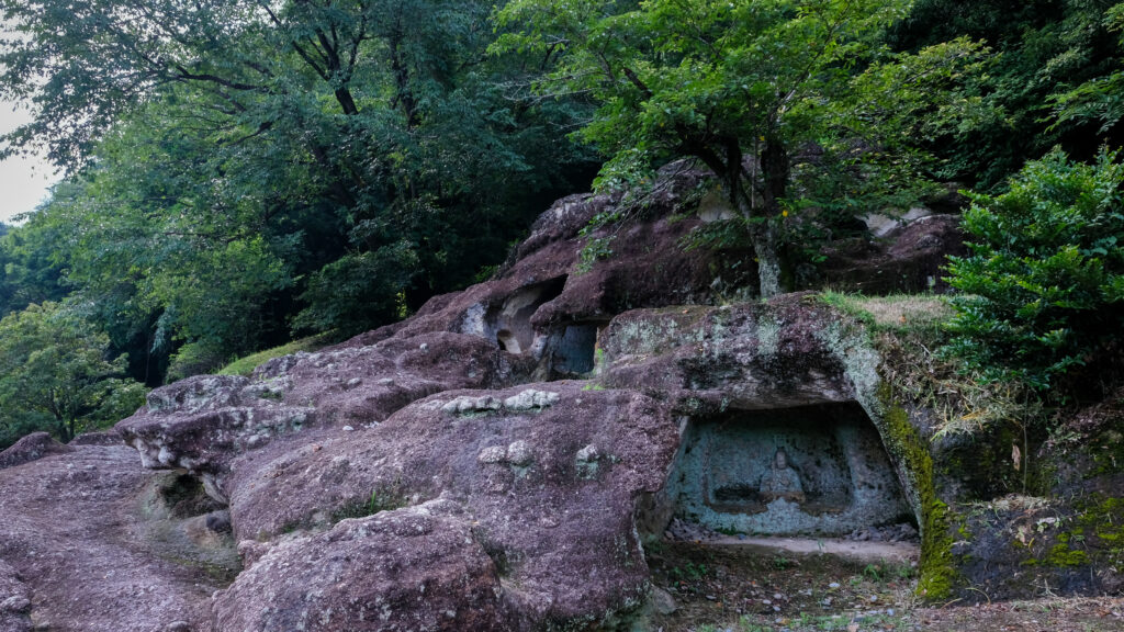 長岡百穴古墳