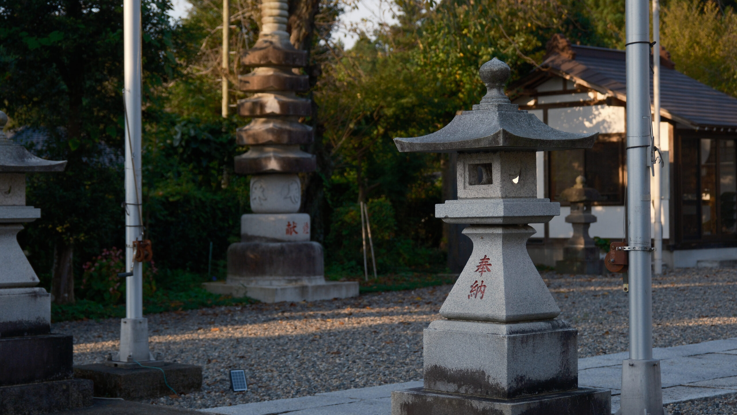 妙福寺　石燈篭