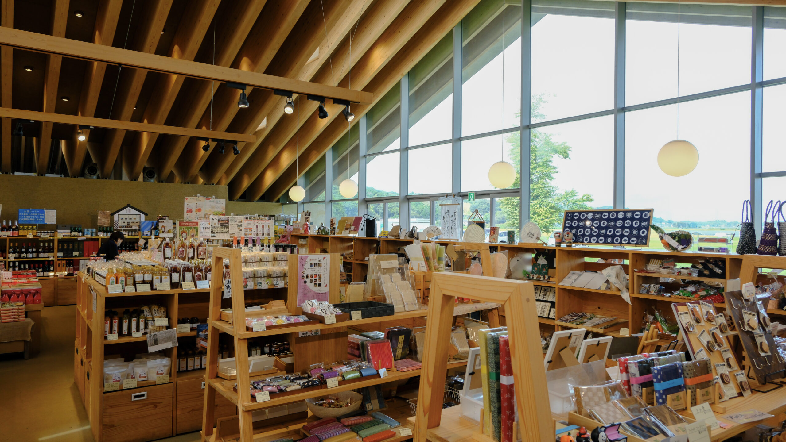 道の駅ましこ　ましこのマルシェの工芸品コーナー