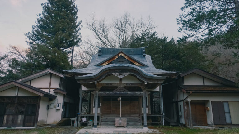 慈光寺　日光市湯西川