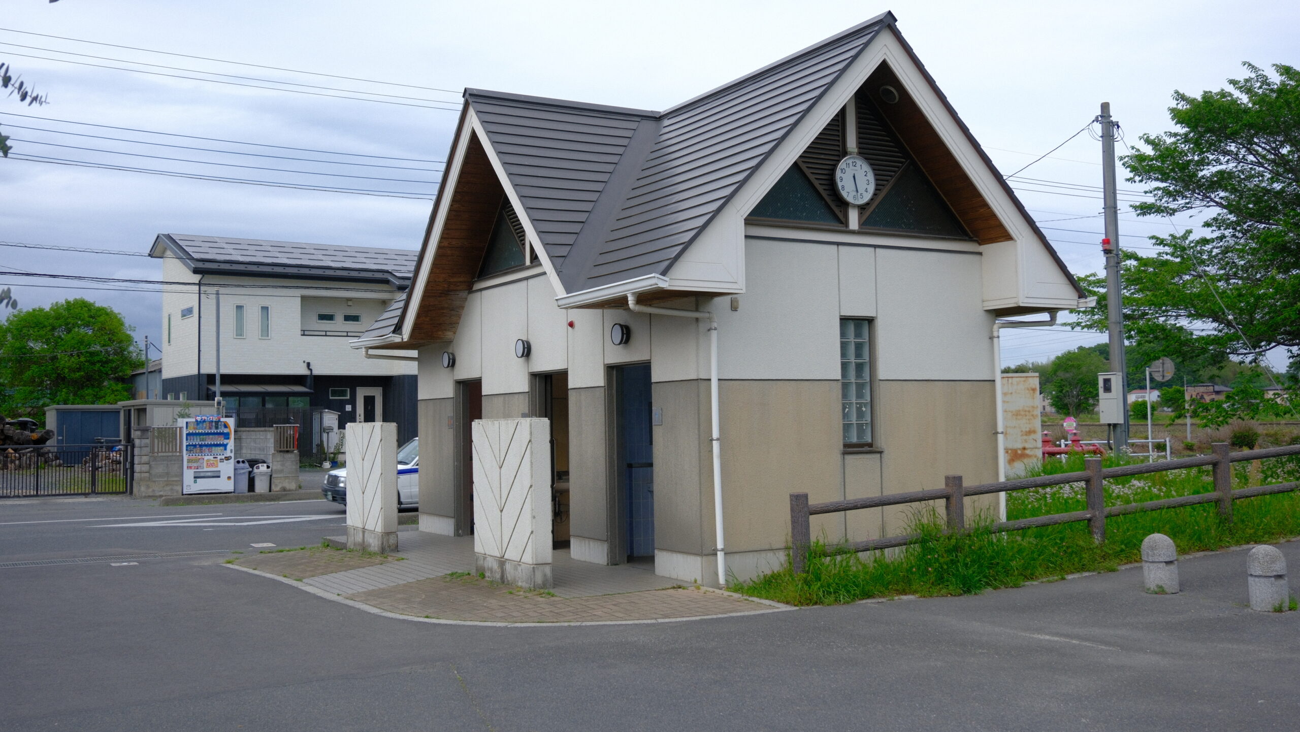 大沼公園　小山　トイレ
