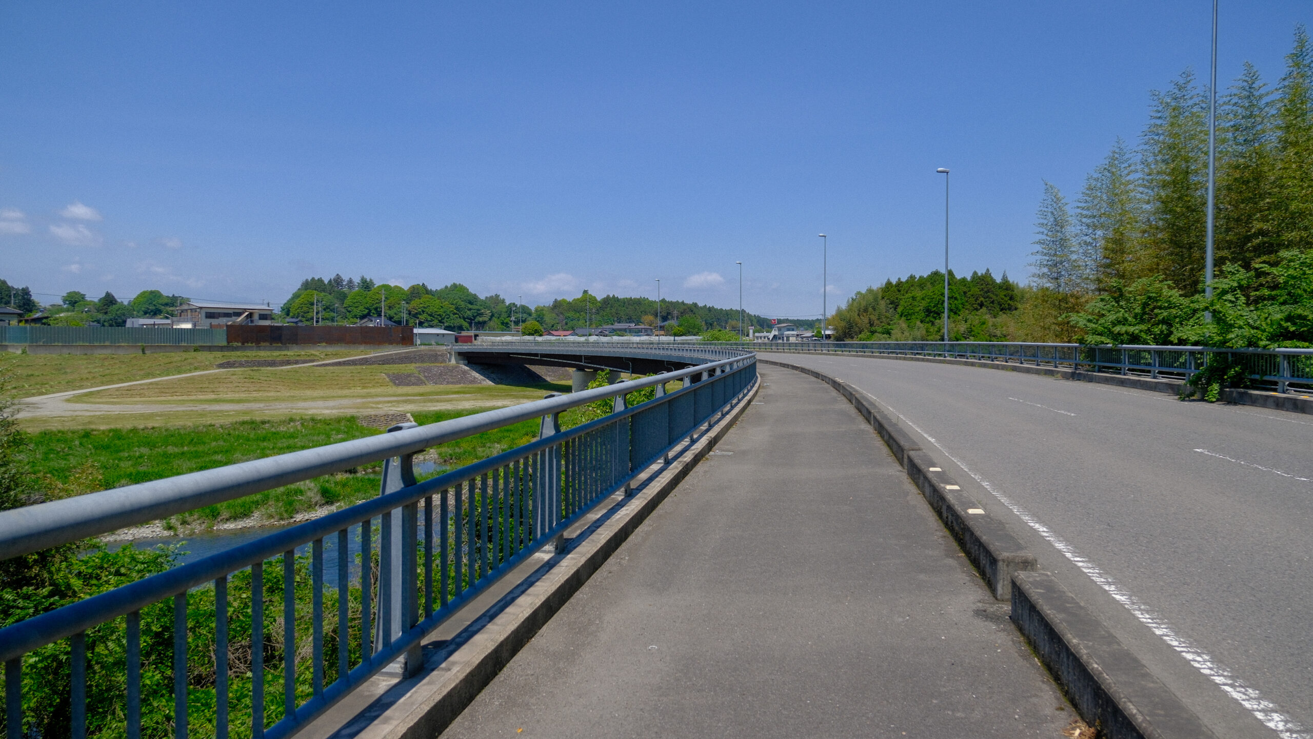 高岩公園　高岩大橋
