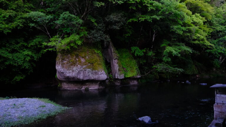 御前岩 那珂川町